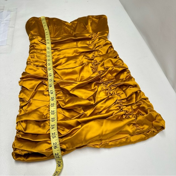 RUNAWAY Elegant Mustard  Strapless mini Dress size Large - Picture 6 of 7
